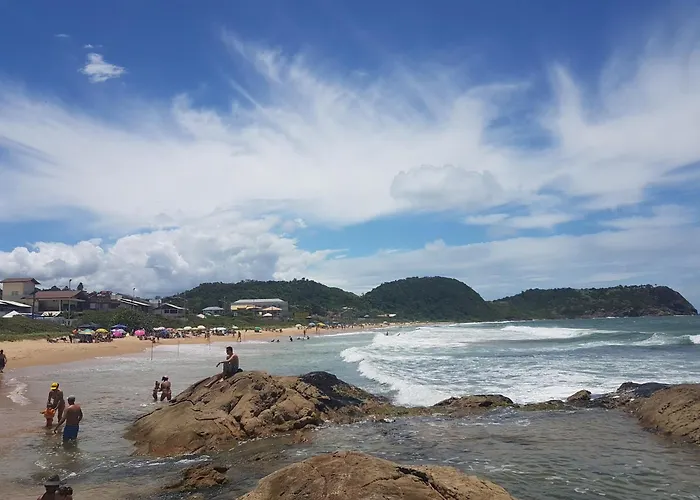 Curta Praia De Armacao - Casa Orquidea