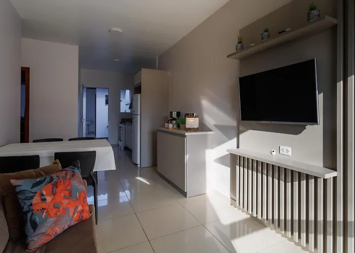 Curta Praia De Armacao - Casa Orquidea