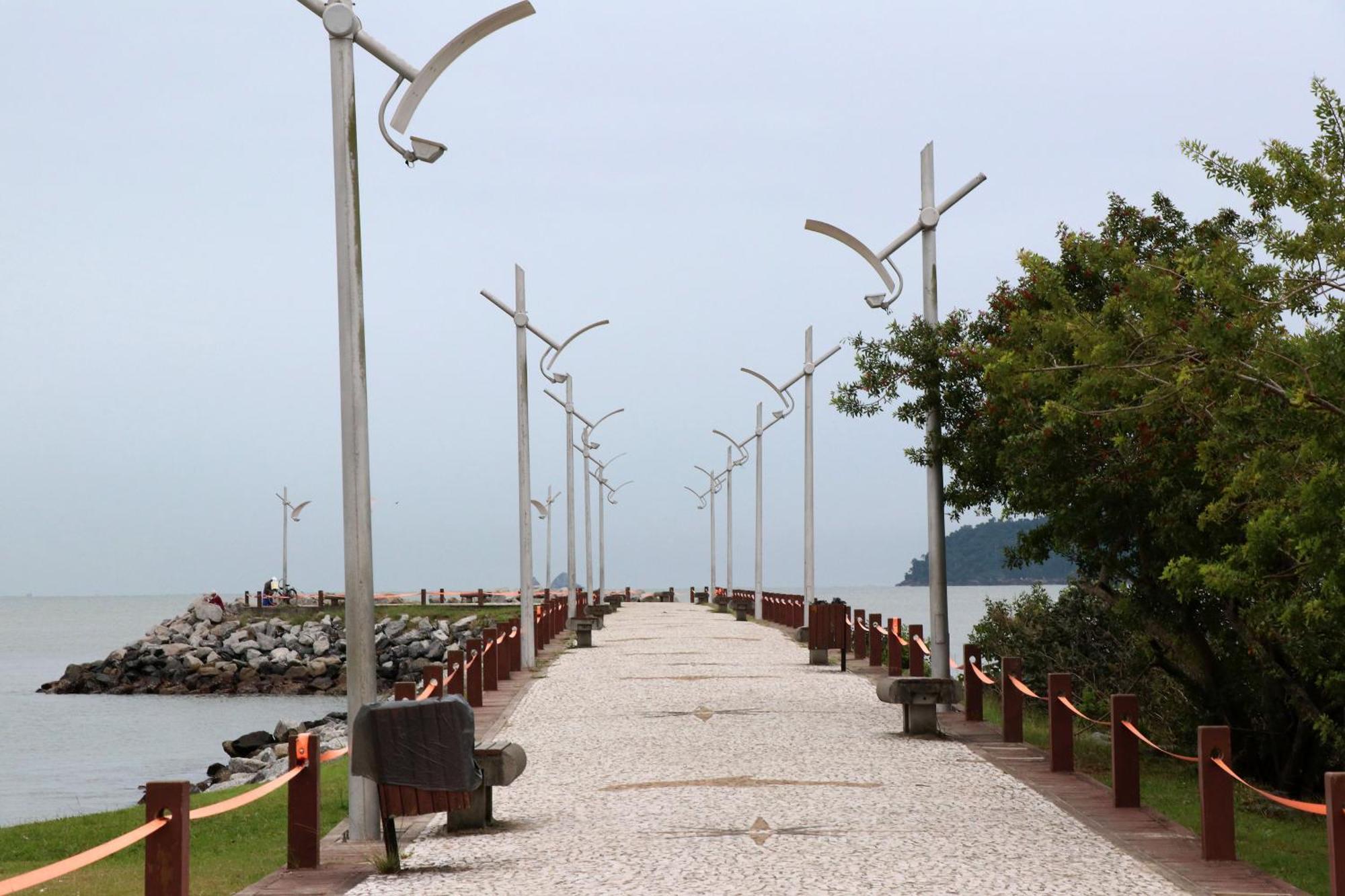 Curta De Armacao - Casa Orquidea * Penha (Santa Catarina)