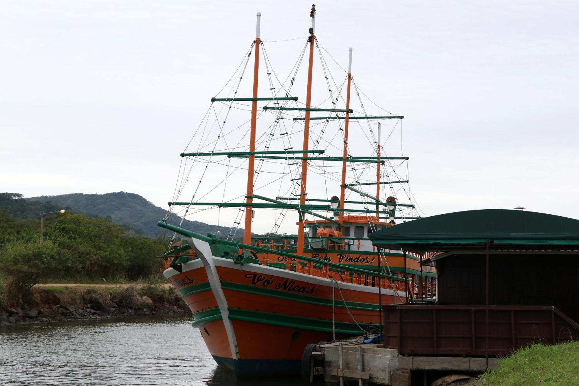 Curta De Armacao - Casa Orquidea * Penha (Santa Catarina)